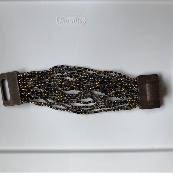 Gorgeous multi-strand, black & copper beaded bracelet w/ wooden closure, NWOT - Picture 8 of 14